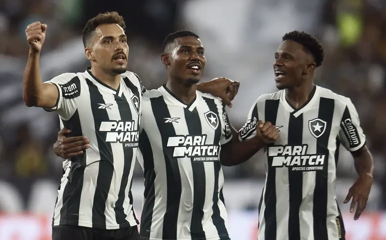 Botafogo ganha do Ceará pelo Brasileirão na despedida antes do Mundial de Clubes