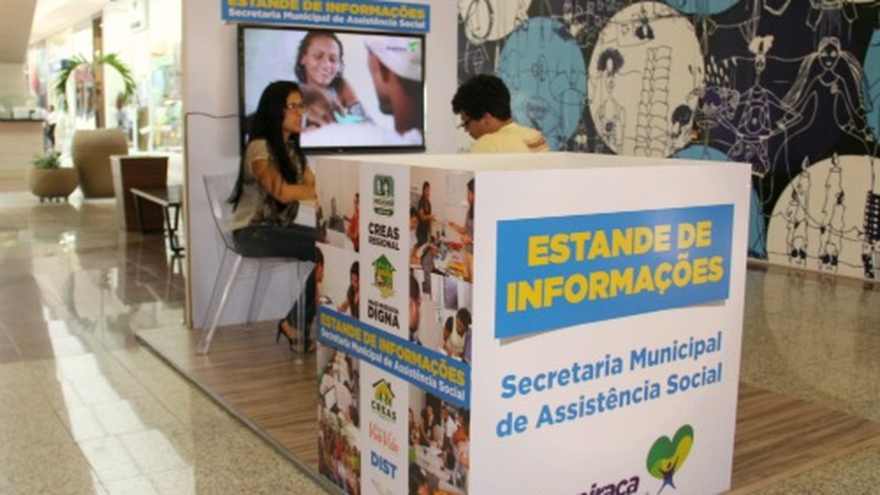 Arapiraca: Estande da Assistência Social leva informação ao shopping