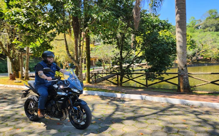 Tiger Sport 660 combina desempenho esportivo com praticidade no uso diário