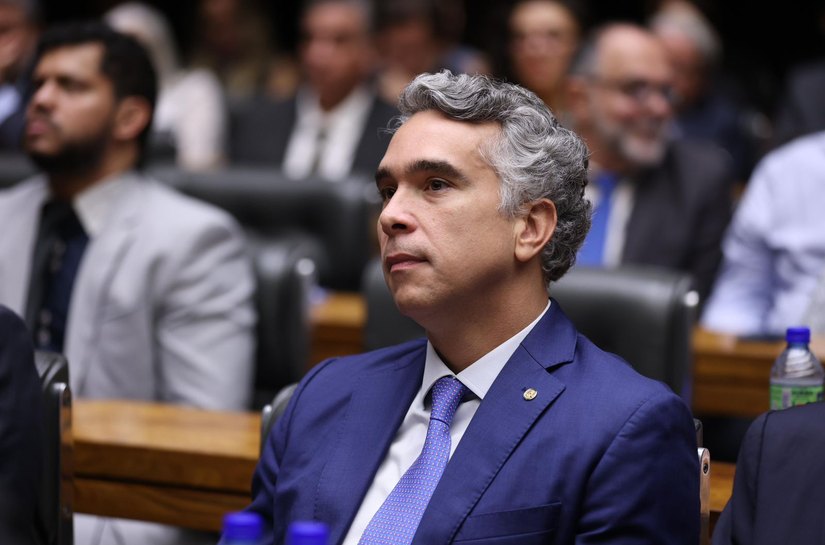 Rafael Brito cobra prisão imediata de suspeito em caso de crime brutal em Coité do Nóia