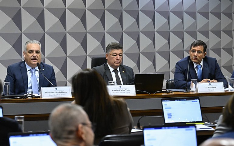 CPI do INSS ouve ex-coordenador do instituto e empresário