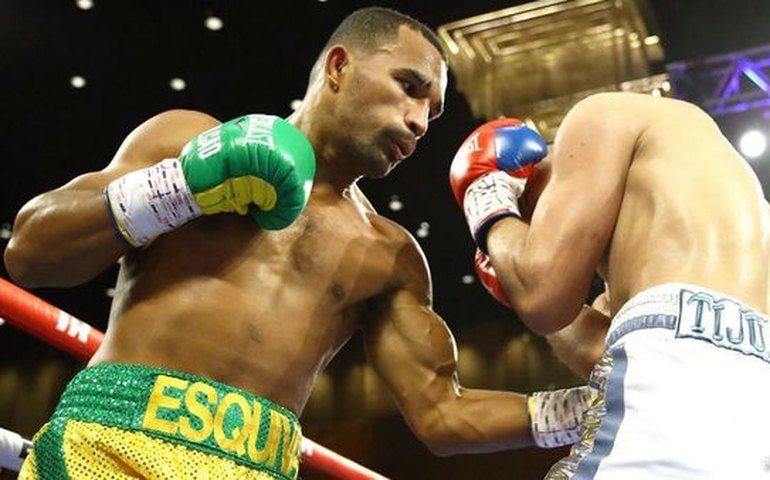 Empresário de Esquiva prepara ação contra juiz da luta pelo título e pensa em revanche
