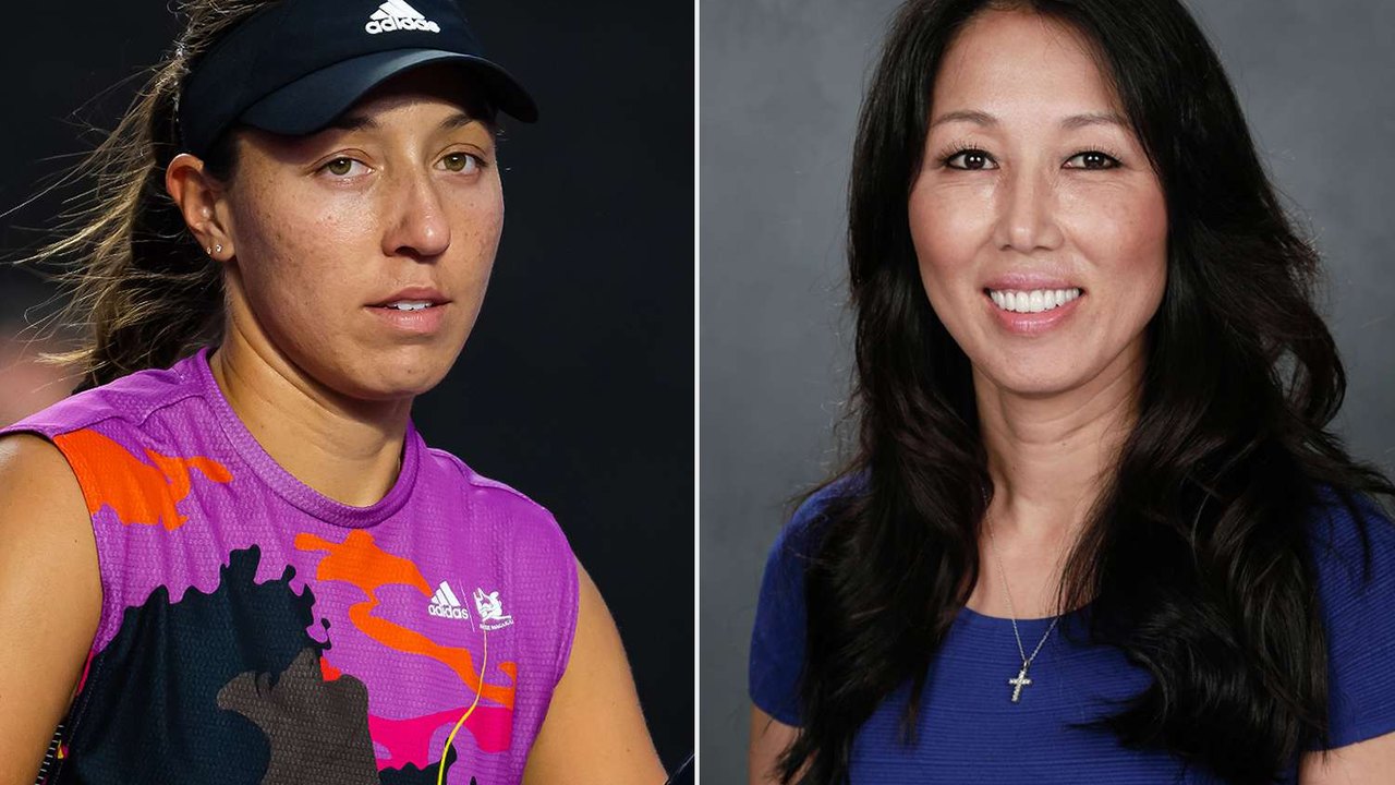Pegula surpreende Sabalenka, ganha 3ª no ano de uma líder do ranking e vai à semi do WTA Finals
