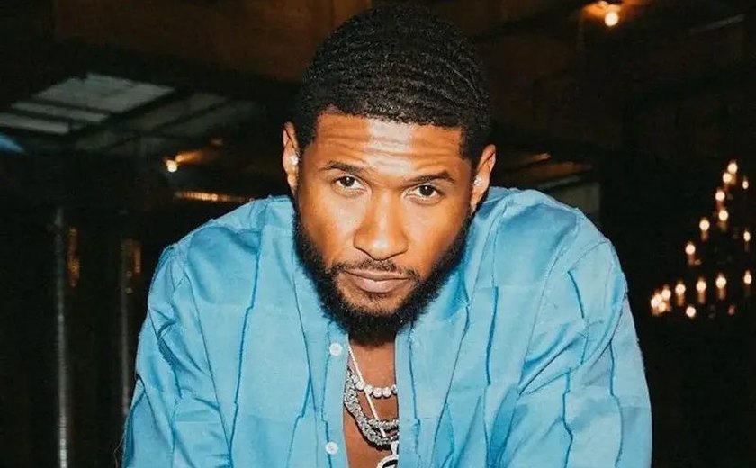 Usher levanta público no intervalo do Super Bowl com show repleto de convidados e sucessos