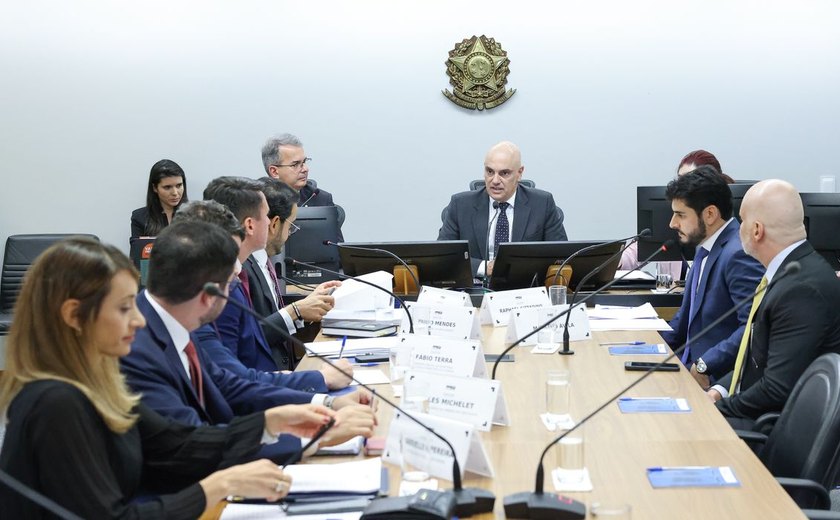 Reunião entre STF e Congresso sobre IOF termina sem acordo