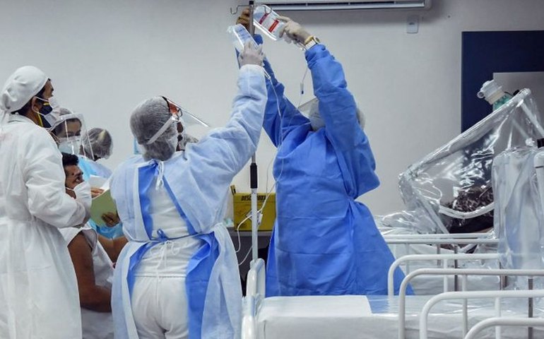 CFM defende proibição de enfermeiros atuarem em abortos legais