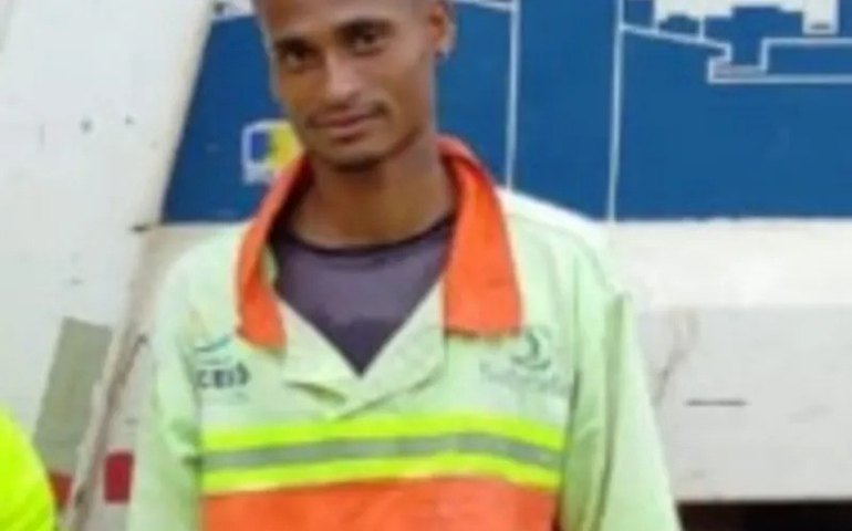 Motorista de caminhão que atropelou e matou gari está abalado, diz delegado