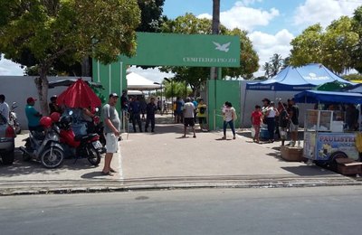 Dia de Finados: Arapiraca convoca ambulantes para cadastramento comercial