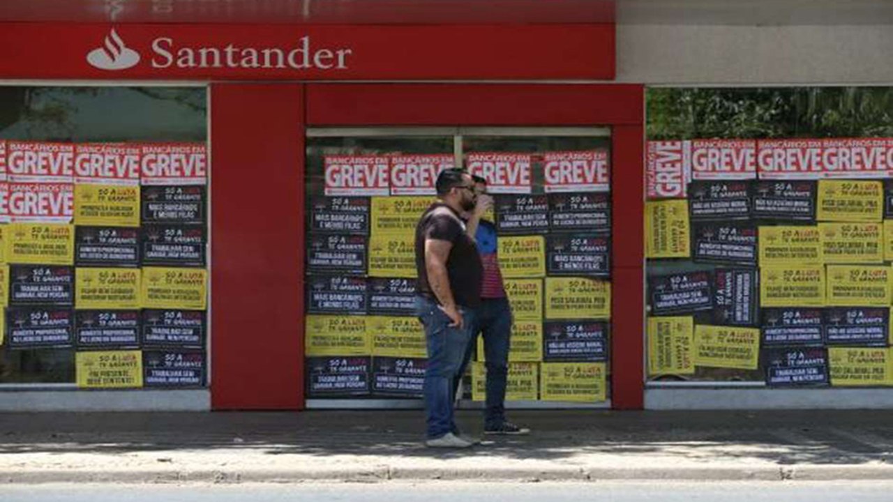 Sem acordo com a Fenaban, bancários seguem em greve