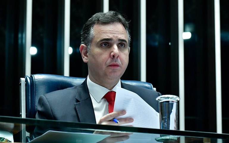 Pacheco defende corte de gastos, mas diz que valorizar servidores públicos também é importante