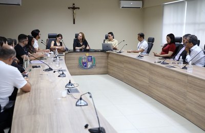 MPAL discute com Estado e município de Maceió oferta de leitos de saúde mental em hospitais gerais