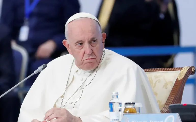 Alunos de colégios católicos de todo o Brasil fazem rede de oração pela saúde do papa