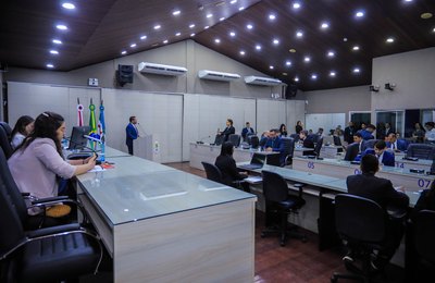 Em segunda discussão, Câmara aprova LDO e promove debates sobre ordenamento do Município