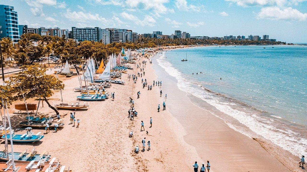 Mais de 2 milhões de turistas visitaram o Brasil em 2024