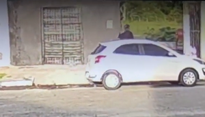Imagens dos suspeitos de matar dois comerciantes em Nossa Senhora do Socorro são divulgadas; VÍDEO / Foto: Foto: Portal A8SE/Reprodução