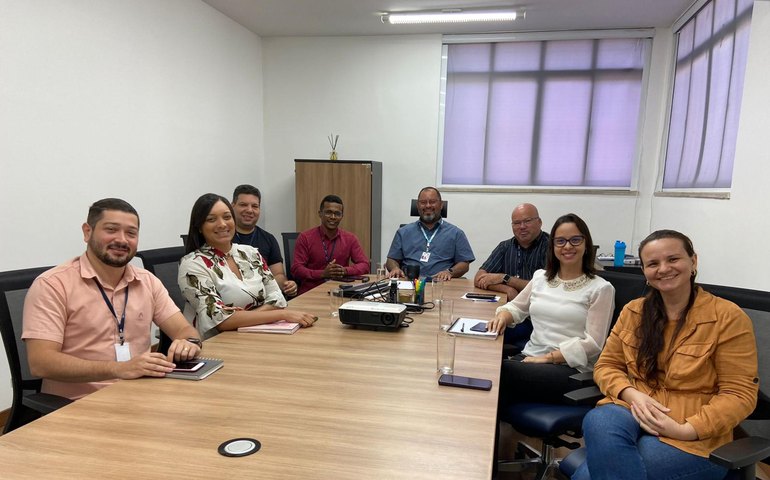 Itec apresenta ferramentas tecnológicas para a equipe da Escola de Conselhos