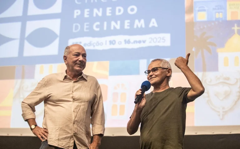 Circuito Penedo de Cinema apresenta o documentário “Futuro do Pretérito: Tropicalismo Now!” em sessão especial