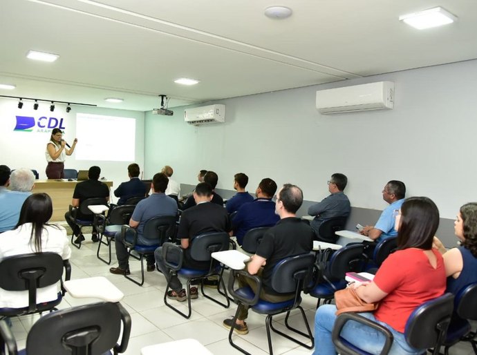 Zona Azul: SMTT Arapiraca apresenta estacionamento rotativo para lojistas em audiência