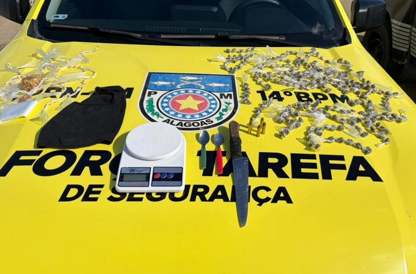 PM apreende mais de meio quilo de drogas em ações no interior
