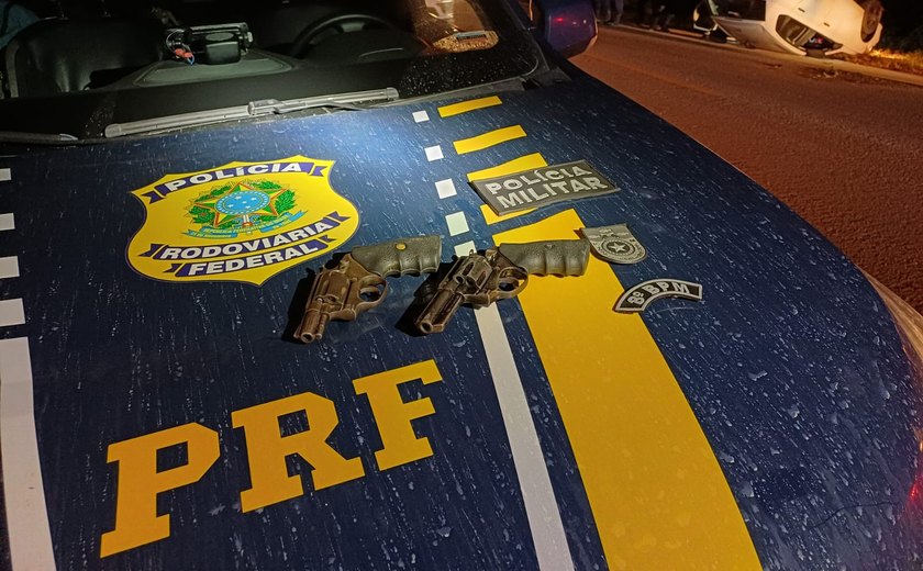 Homem é preso após troca de tiros com a PRF e acidente com carro roubado na BR-316 em Pilar
