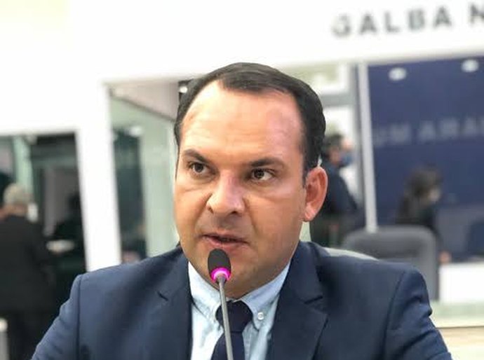 Francisco Sales condena possível aumento dos combustíveis: “Daqui a pouco a gasolina chega a R$ 7”
