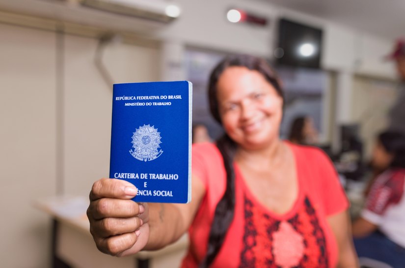 Secretaria do Trabalho de Maceió divulga 250 vagas para qualificação em atendimento via chat