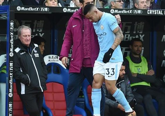 Gabriel Jesus confirma que não precisará passar por cirurgia