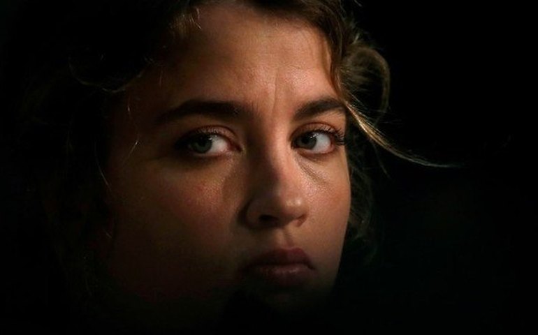 Diretor francês é detido, acusado de abusar de atriz quando ela era adolescente