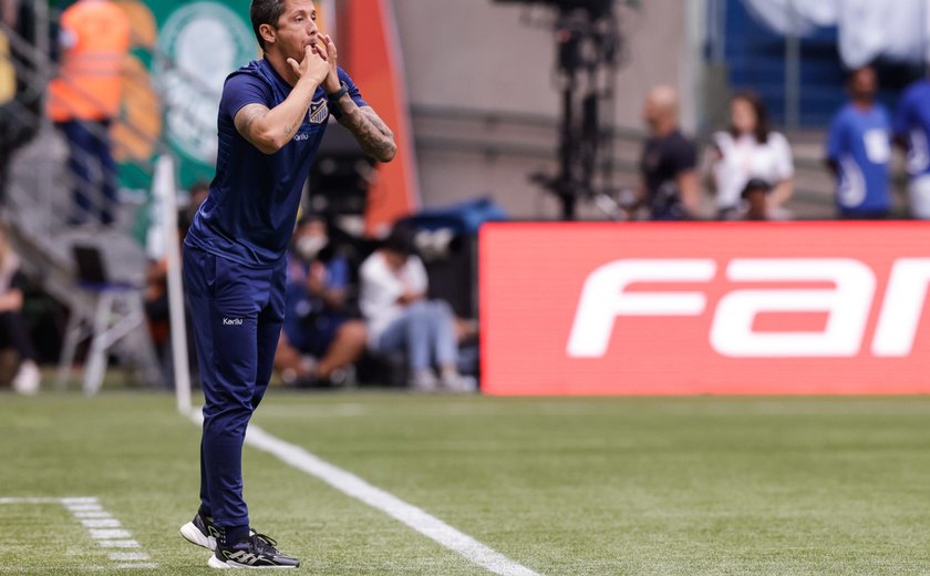 São Paulo demite técnico Thiago Carpini após 18 jogos