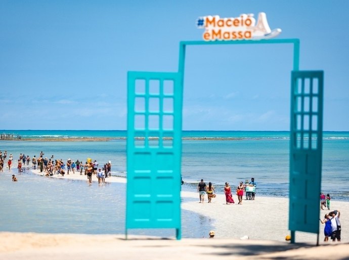 Maceió se destaca entre os destinos mais procurados por turistas estrangeiros, revela estudo