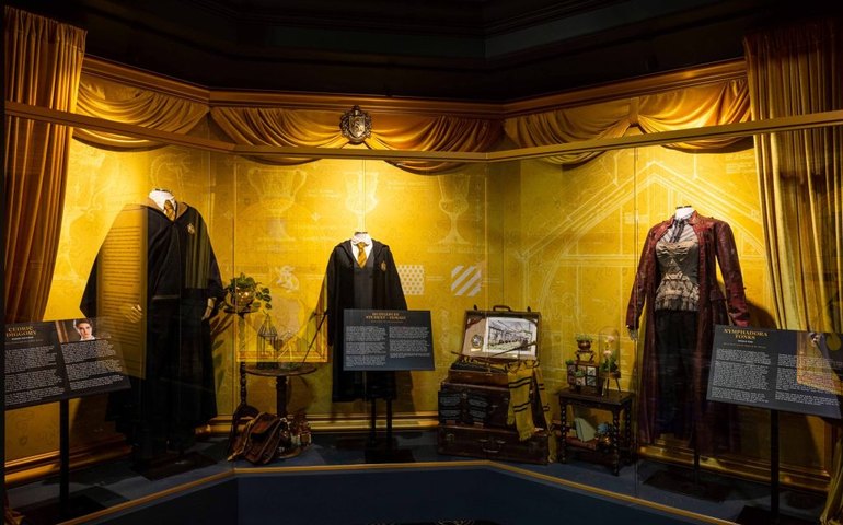 Harry Potter Exhibition: exposição inédita que recria ambientes de Hogwarts abre em SP; veja detalhes