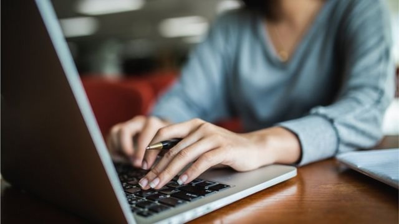Curso capacita servidores da Seris sobre contratação pública