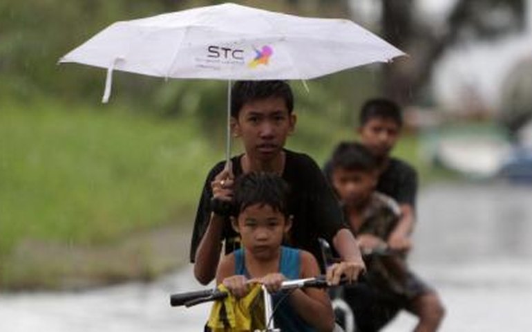 Número de mortos por tufão nas Filipinas passa de 4 mil