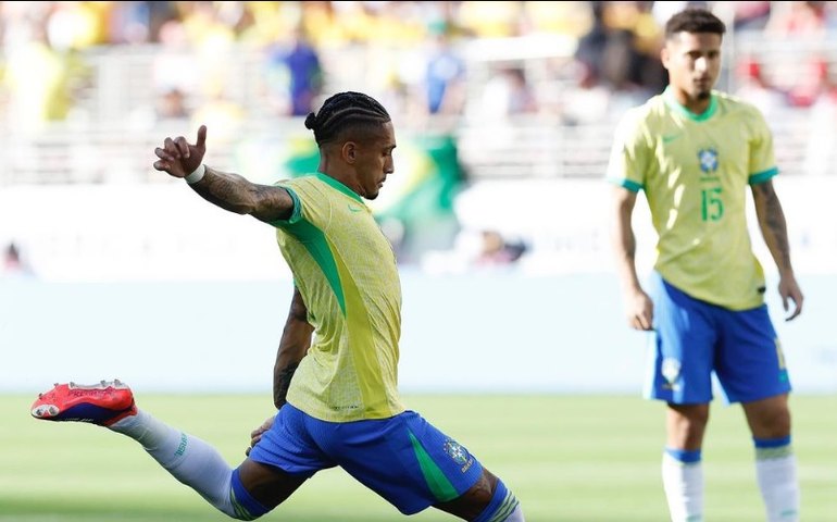 Jornal argentino detona seleção brasileira contra a Colômbia: 'Impotente e inofensiva'