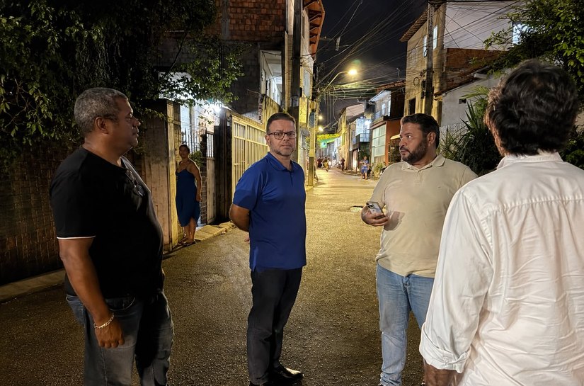 Léo Loureiro acompanha demandas da Grota do Cigano e reforça pedido por mais iluminação e segurança