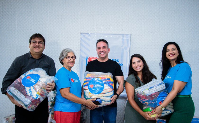 Paulo Dantas entrega uma tonelada de alimentos ao Lar Batista Marcolina Magalhães