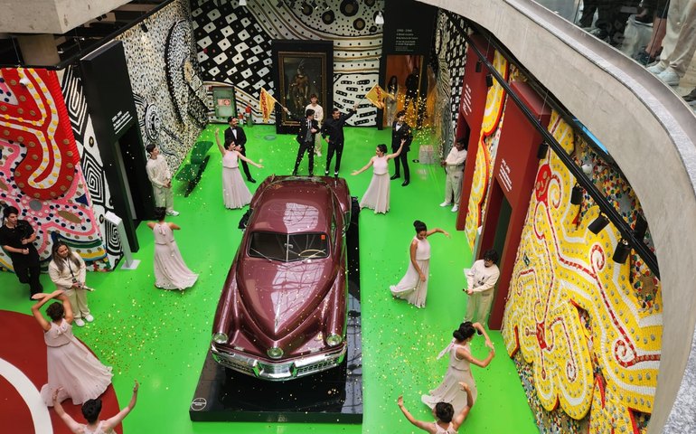 CARDE amplia acervo com modelos exclusivos da Ferrari, Pegaso e Tucker