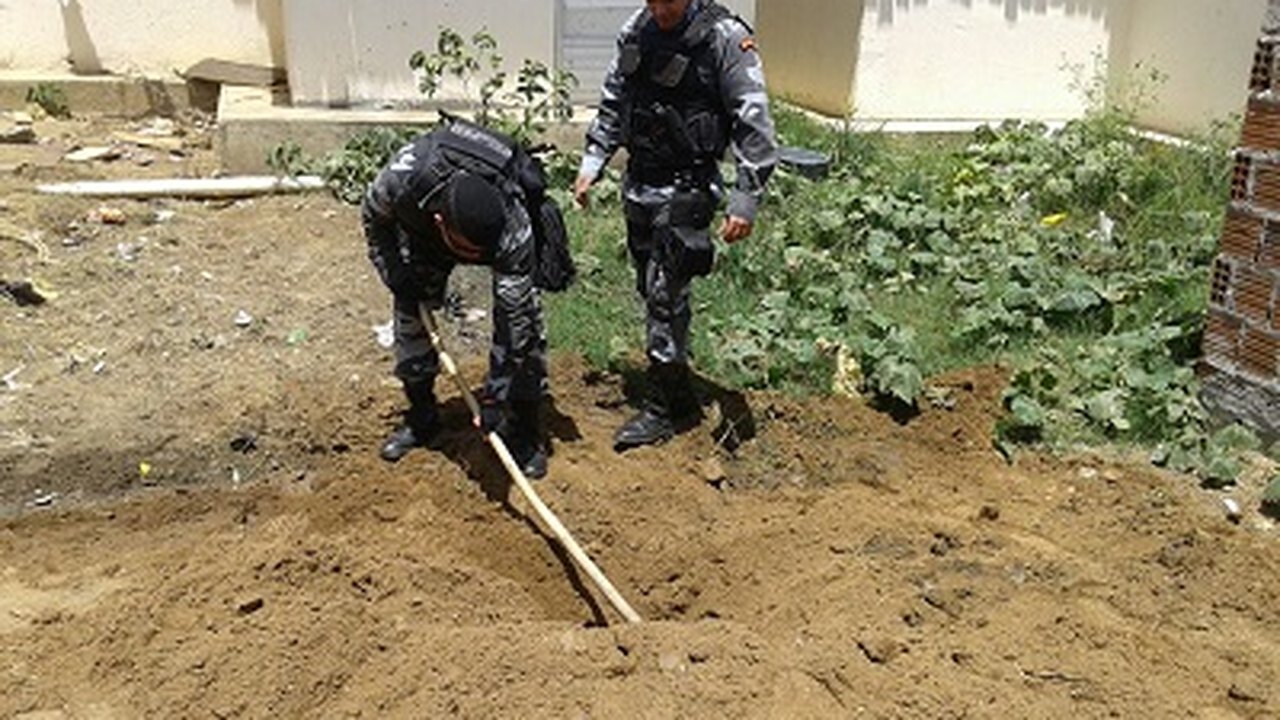 PM prende supostos autores de homicídio e apreende drogas em União dos Palmares
