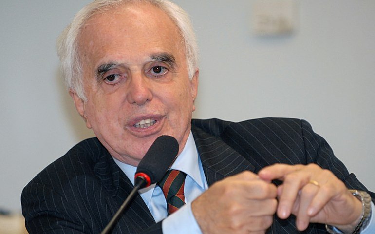 Morre aos 84 anos o embaixador e ex-ministro Samuel Pinheiro Guimarães