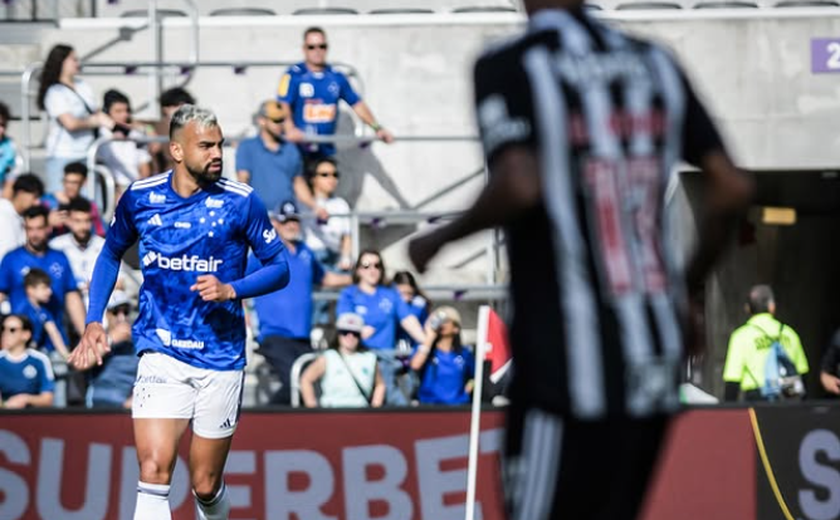 Atlético-MG e Cruzeiro fazem clássico quente, mas ficam no empate sem gols em Orlando