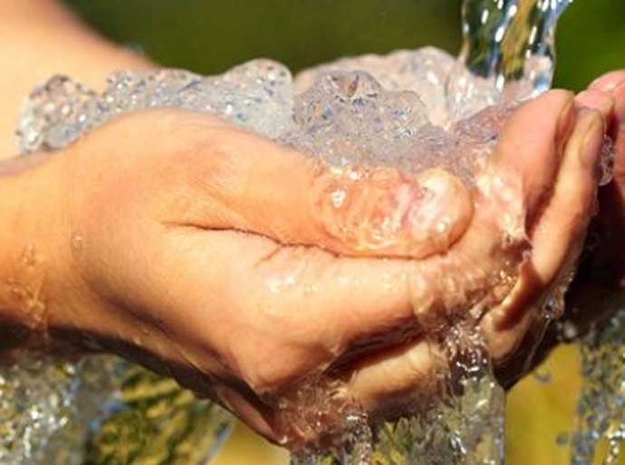 Semarh entrega produtos para melhorar qualidade da água em municípios
