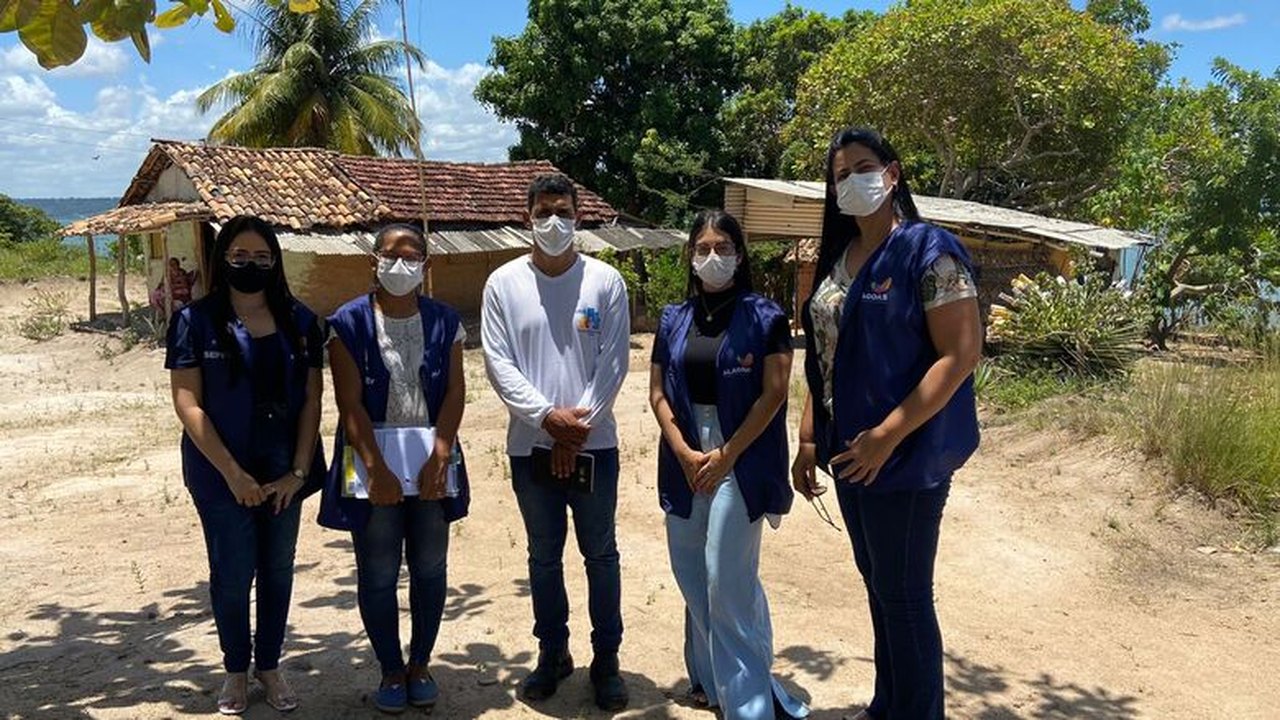 Núcleo de Atendimento à Pessoa Idosa presta atendimento a idoso em Marechal Deodoro