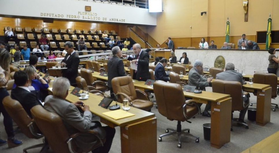 plenário no Alese