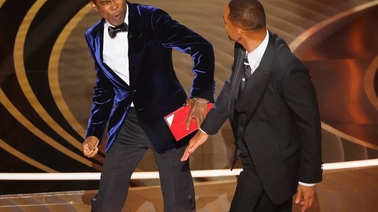 Will Smith pede desculpas a Chris Rock por tapa na cerimônia do Oscar