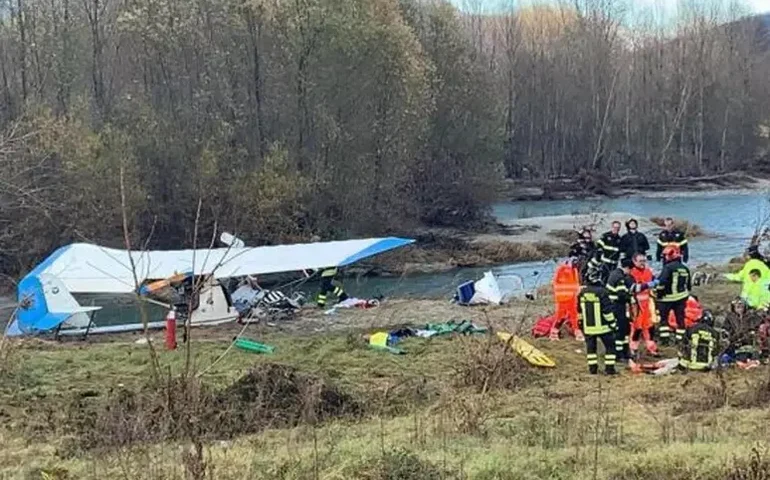 Queda de ultraleve no norte da Itália mata pai e filha