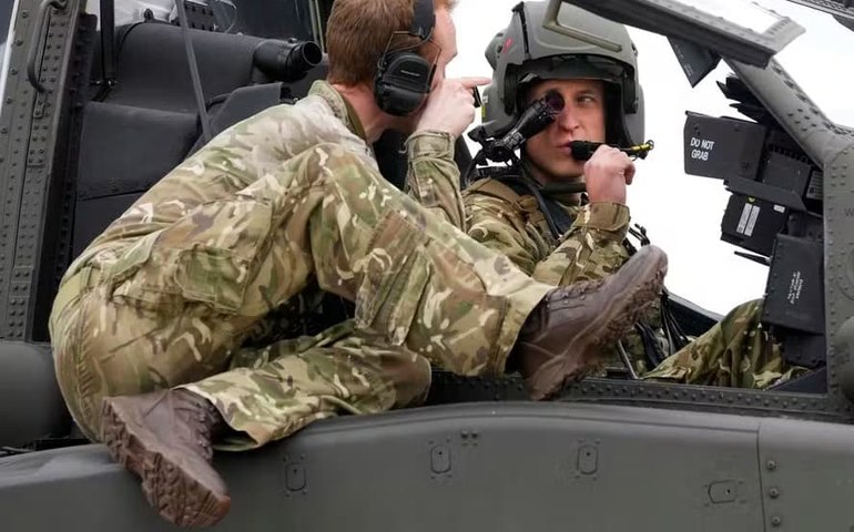 Príncipe William decola em helicóptero, após ser nomeado por rei Charles a cargo prometido ao irmão; veja imagens