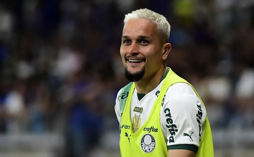 Palmeiras Intensifica Negociações Pós-Título Brasileiro