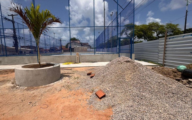 Moradores do Vergel são beneficiados com obras do Brota na Grota