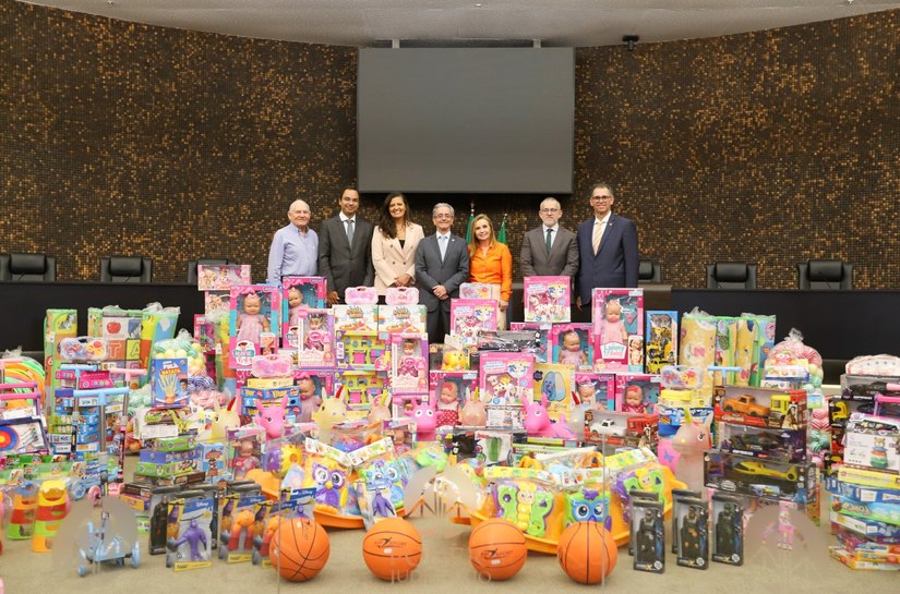 Cartórios doam 500 brinquedos para campanha de Dia das Crianças do TJAL