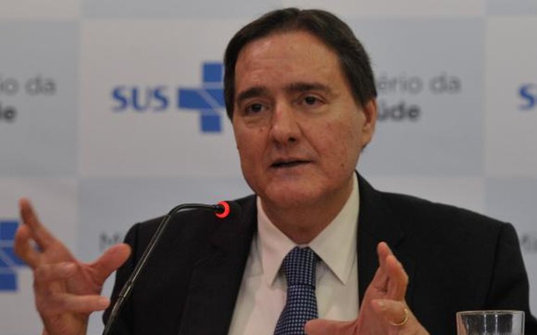 Risco de casos de ebola no Brasil é baixo, mas não chega a zero, diz secretário